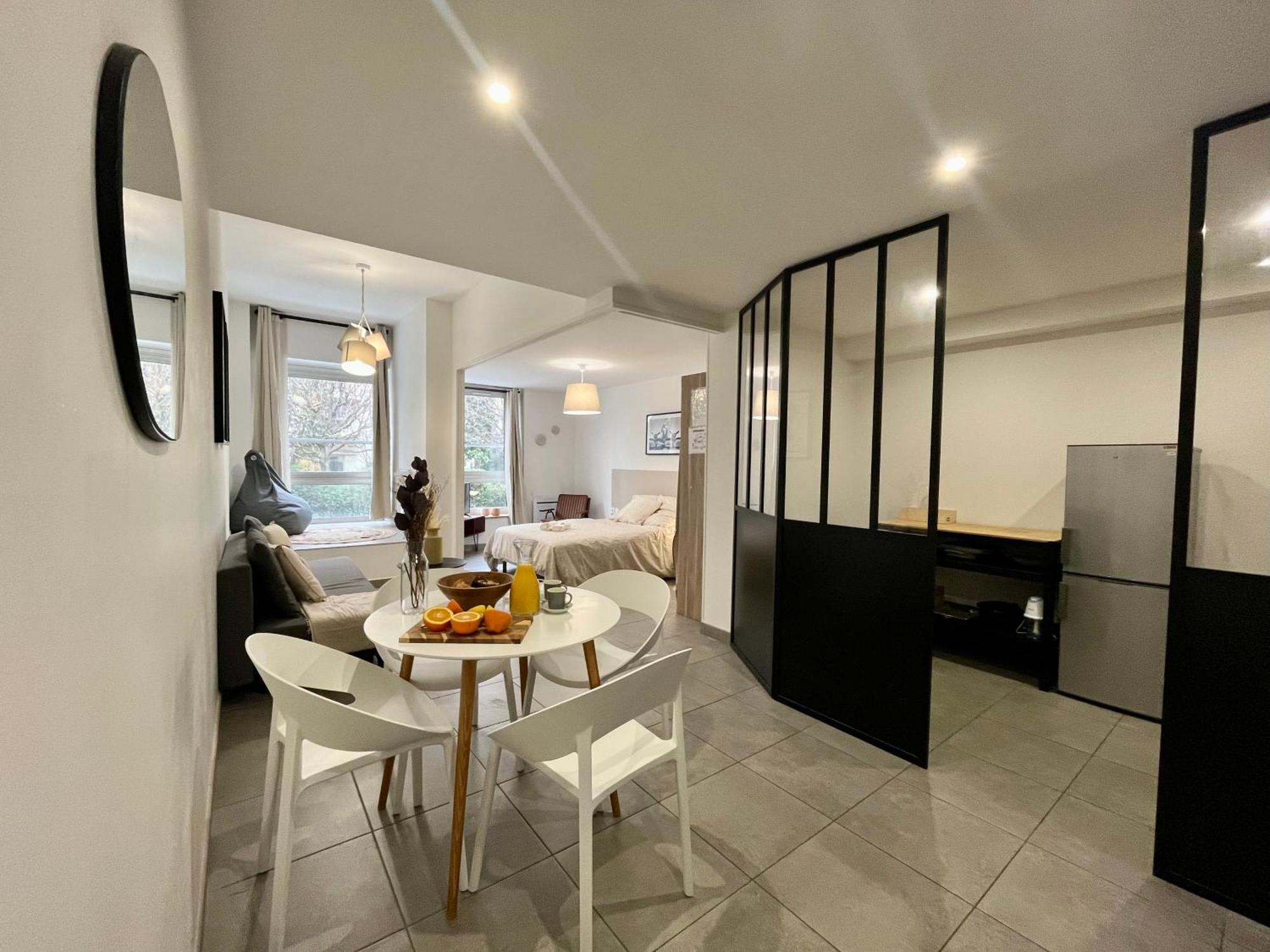 Danburry Appartement *